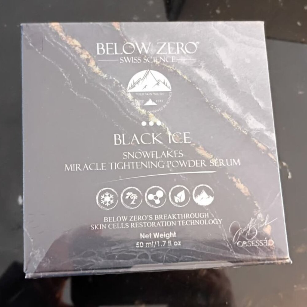 BELOW ZERO BLACK ICE- SNOWFLAKES MIRACLE TIGHTENING POWDER SERUM  1.7fl oz / 50m